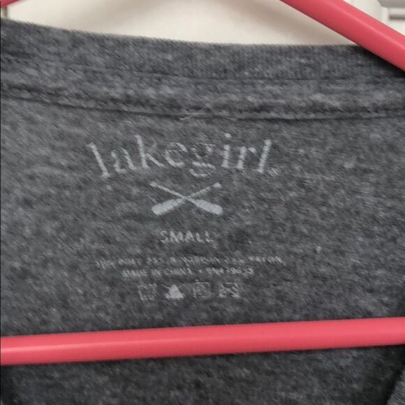 🍭*6/$30* Lake Girl heather tee shirt - S - Picture 3 of 4